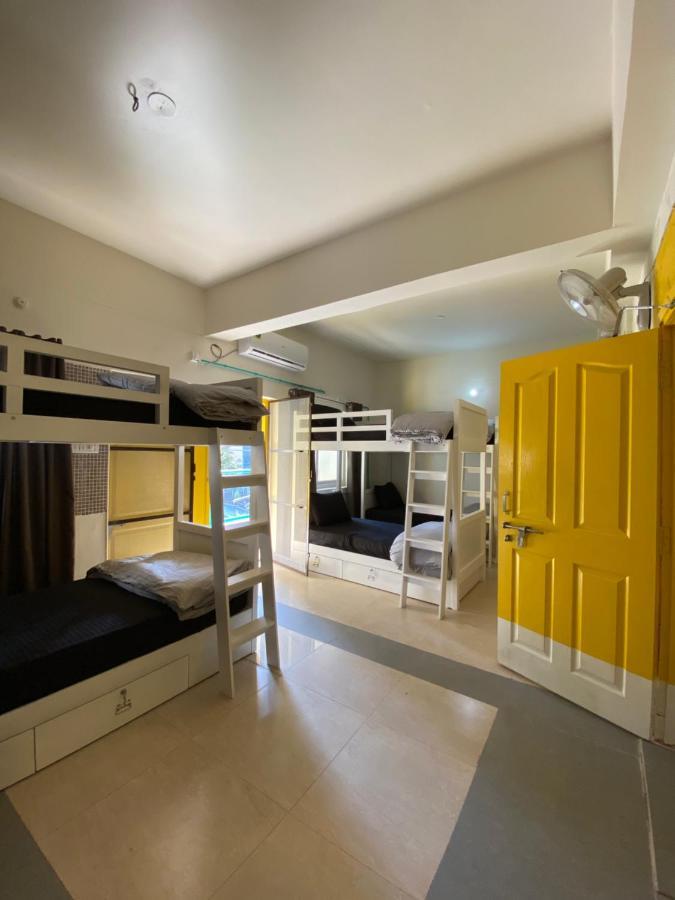 Rove By Boston Living Ostello Hyderabad Esterno foto